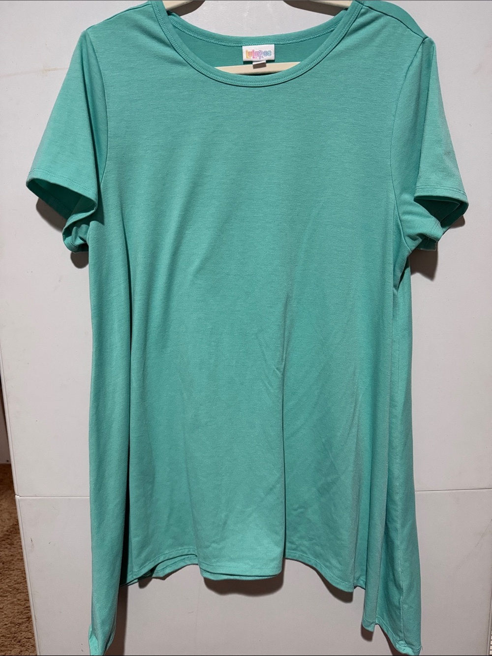 LuLaRoe Melissa Mint Green Tunic Top